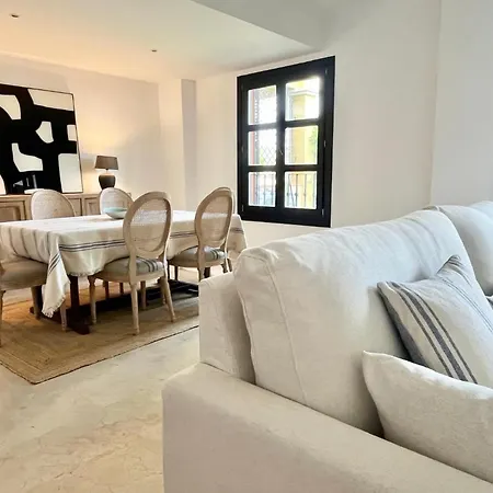 Guadalmina House Tatil Evi *