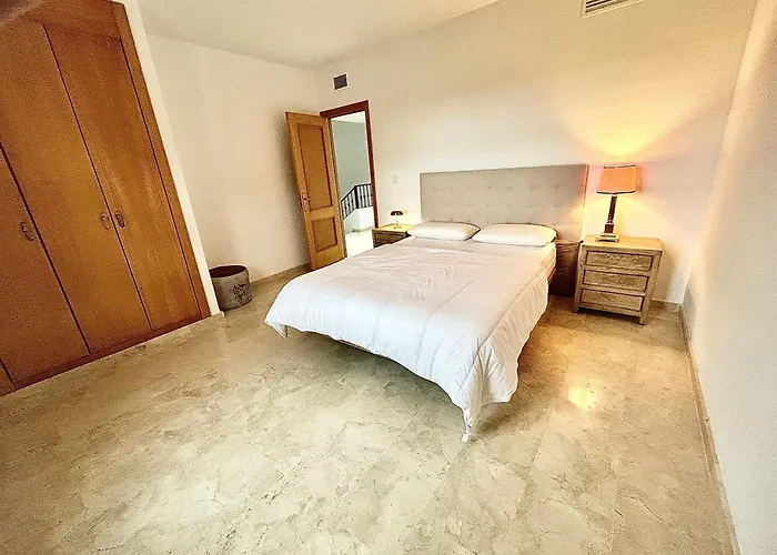 Guadalmina House بيت للعطل *